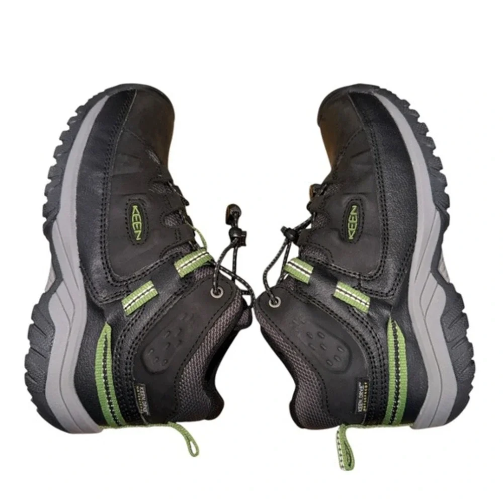 NEW KEEN Big Kids 2 Targhee Mid 